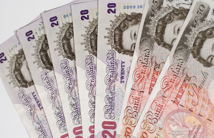 money-notes-currency-gbp-pounds-7002